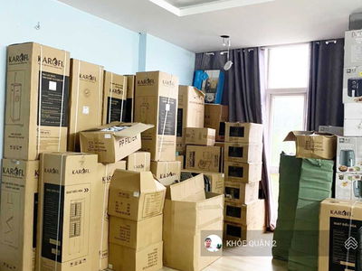 Gehäuse In Nha Be, Vietnam Gehäuse In Nha Be, Vietnam