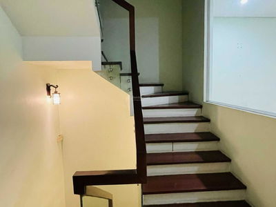 Housing in Hanoi, Vietnam Housing in Hanoi, Vietnam