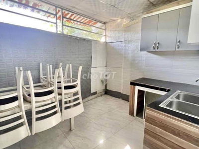 Gehäuse In Nha Be, Vietnam  Gehäuse In Nha Be, Vietnam