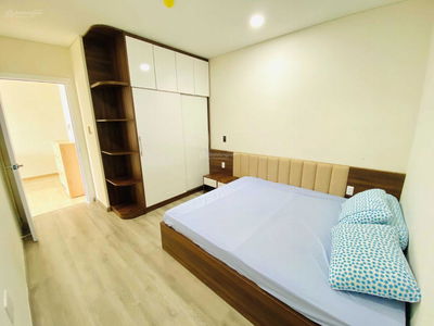 The Monarchy, Vietnam  The Monarchy, Vietnam