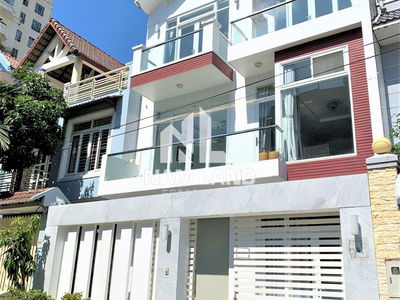 Housing in Nha Be, Vietnam  Housing in Nha Be, Vietnam