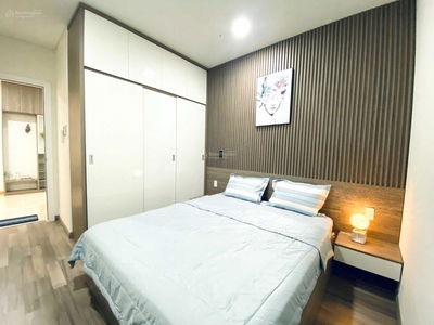 The Monarchy, Vietnam  The Monarchy, Vietnam