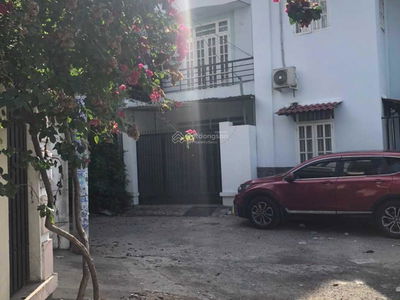 Housing in Nha Be, Vietnam  Housing in Nha Be, Vietnam