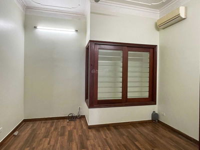 Жилье в Hanoi, Vietnam Жилье в Hanoi, Vietnam