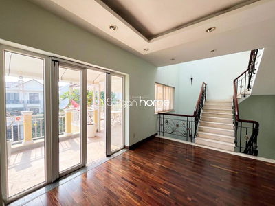 Gehäuse In Nha Be, Vietnam Gehäuse In Nha Be, Vietnam