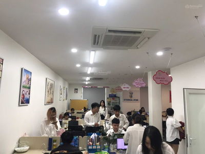 Gehäuse In Hanoi, Vietnam Gehäuse In Hanoi, Vietnam