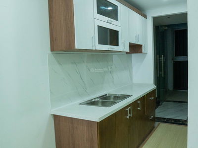 Truc Square Mountain, Vietnam Truc Square Mountain, Vietnam