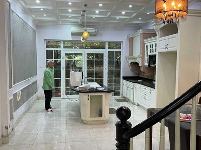 Gehäuse In Ha GJong, Vietnam Gehäuse In Ha GJong, Vietnam