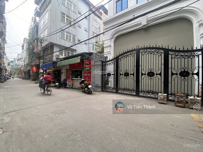 Gehäuse In Hanoi, Vietnam Gehäuse In Hanoi, Vietnam