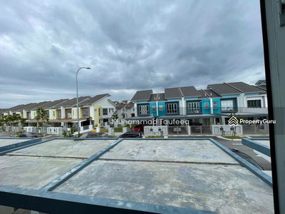 Pristine 3 @ Bandar Baru Enstek, Malaysia Pristine 3 @ Bandar Baru Enstek, Malaysia