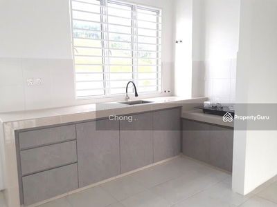 Taman Tasik Semenyih Townhouse Garden Villa near Nottingham University, Malaysia Taman Tasik Semenyih Townhouse Garden Villa near Nottingham University, Malaysia