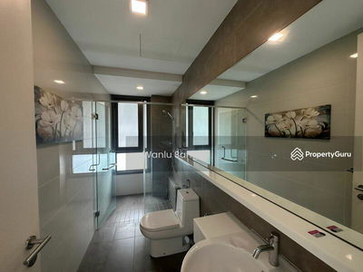 Seni Mont Kiara, Malaysia Seni Mont Kiara, Malaysia