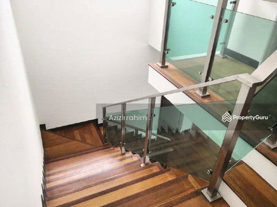 Corner Lot 3 Storey Semi D Clover Garden Residence, Malaysia Corner Lot 3 Storey Semi D Clover Garden Residence, Malaysia