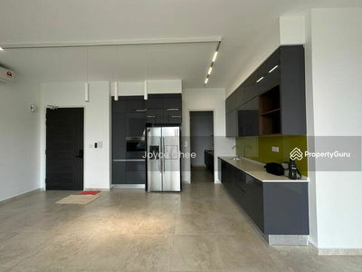 Trinity Pentamont, Malaysia Trinity Pentamont, Malaysia