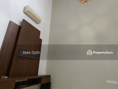 Southlake, Desa Parkcity, Malaysia Southlake, Desa Parkcity, Malaysia