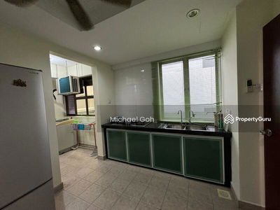 Molek Pine 2, Malaysia Molek Pine 2, Malaysia