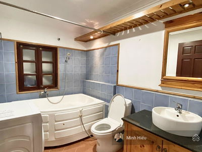 Huynh Tinh Cua Street, Vietnam Huynh Tinh Cua Street, Vietnam