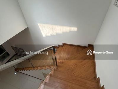 Anggun, Malaysia Anggun, Malaysia