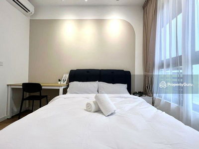 M Vertica, Malaysia M Vertica, Malaysia