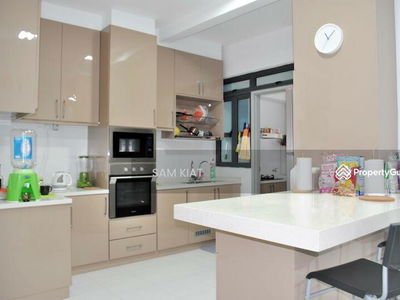 Alam Sanjung @ Subang West, Malaysia Alam Sanjung @ Subang West, Malaysia