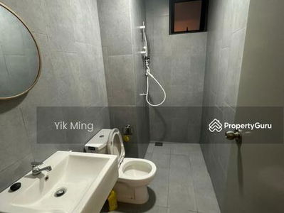 M Vertica, Malaysia M Vertica, Malaysia