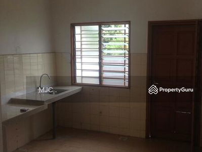 2 storey house @ Taman Teluk Gedong Indah, Port Klang, Malaysia 2 storey house @ Taman Teluk Gedong Indah, Port Klang, Malaysia