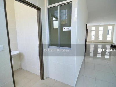 Bangi avenue three storey terrace house, Malaysia Bangi avenue three storey terrace house, Malaysia