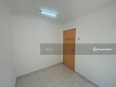 Mount Karunmas, Malaysia Mount Karunmas, Malaysia