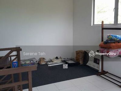 Taman Aman Larkin Utama Taman Aman Larkin Utama JB Taman Aman Larkin Utama, Malaysia Taman Aman Larkin Utama Taman Aman Larkin Utama JB Taman Aman Larkin Utama, Malaysia