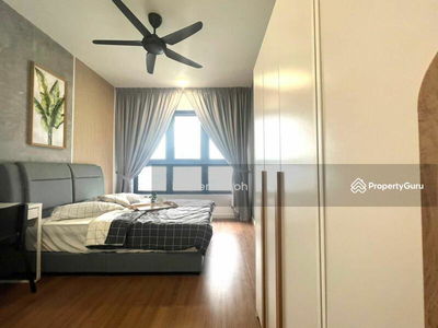 M Vertica, Malaysia M Vertica, Malaysia