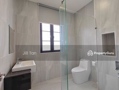 The Grassten 26’x75’ @ Eco Botanic, Malaysia The Grassten 26’x75’ @ Eco Botanic, Malaysia