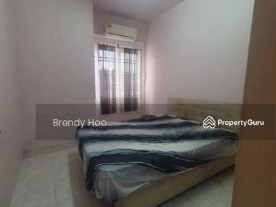 Putri Ria, Malaysia Putri Ria, Malaysia