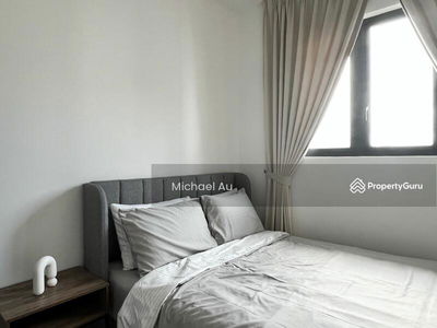 M Vertica, Malaysia M Vertica, Malaysia