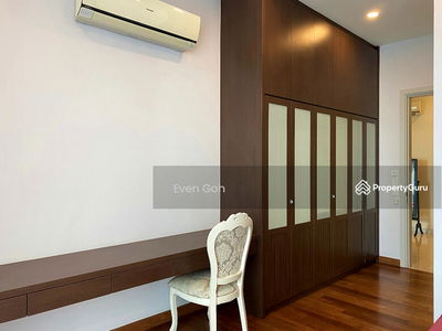 THE LIGHT COLLECTION II, Malaysia THE LIGHT COLLECTION II, Malaysia