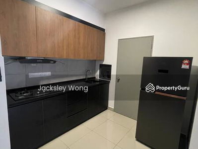 M Vertica, Malaysia M Vertica, Malaysia