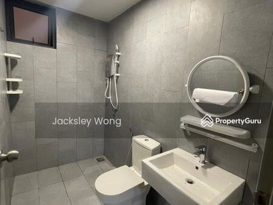 M Vertica, Malaysia M Vertica, Malaysia