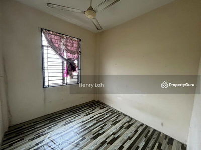 Flat Jalan Baiduri, Malaysia Flat Jalan Baiduri, Malaysia