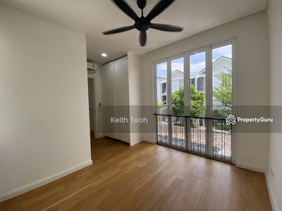 Emerald Bay @ Puteri Harbour, Malaysia Emerald Bay @ Puteri Harbour, Malaysia