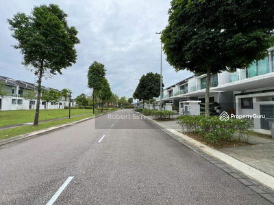 Puteri Harbor Iskandar Puteri, Malaysia Puteri Harbor Iskandar Puteri, Malaysia