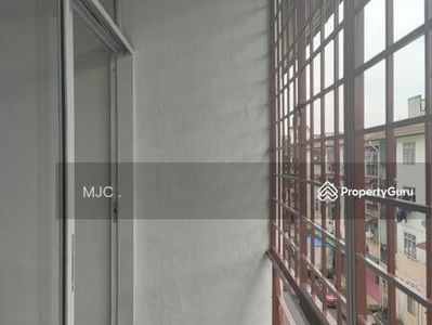 3rd floor Shop Apartment @ SP 3 , Taman Saujana Puchong, Malaysia 3rd floor Shop Apartment @ SP 3 , Taman Saujana Puchong, Malaysia