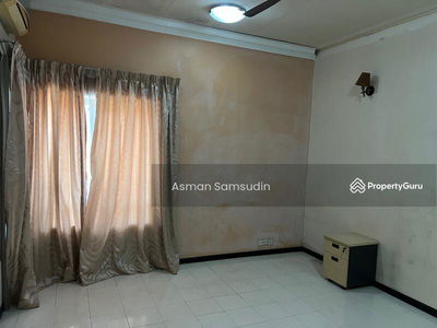 Double Storey Jalan Jeriji For Rent in Bukit Jelutong Shah Alam, Malaysia Double Storey Jalan Jeriji For Rent in Bukit Jelutong Shah Alam, Malaysia