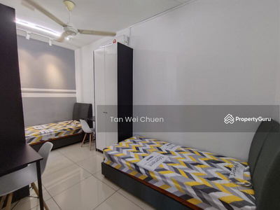 Platinum Lake PV 21, Malaysia Platinum Lake PV 21, Malaysia