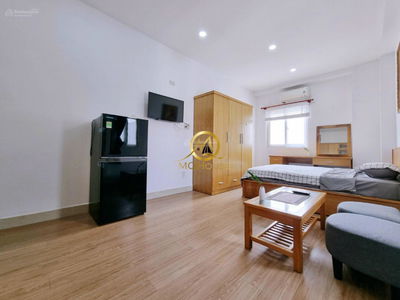 Cach Mang Thang Tam Street, Vietnam Cach Mang Thang Tam Street, Vietnam