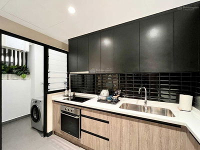 Of The Sun, Vietnam Of The Sun, Vietnam