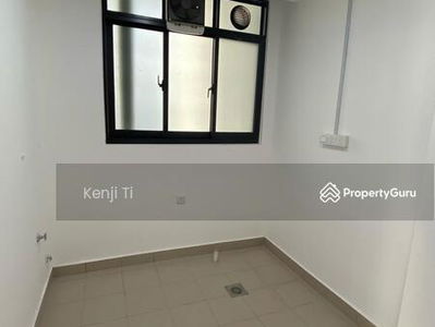 Trinity Lemanja, Malaysia Trinity Lemanja, Malaysia