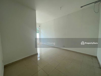 Bandar Putra, Kulai (Gate C), Malaysia Bandar Putra, Kulai (Gate C), Malaysia