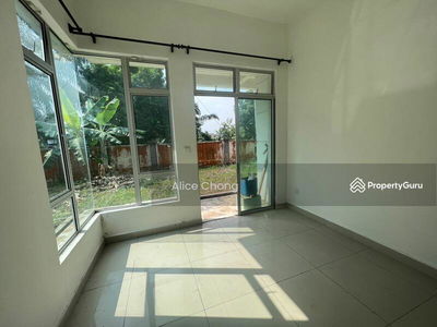 Bandar Putra, Kulai (Gate C), Malaysia Bandar Putra, Kulai (Gate C), Malaysia