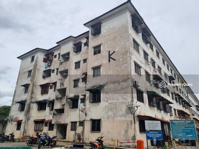 Pangsapuri Blok K (Phasa 8) @ Taman Bukit Mewah, Kajang, Malaysia Pangsapuri Blok K (Phasa 8) @ Taman Bukit Mewah, Kajang, Malaysia