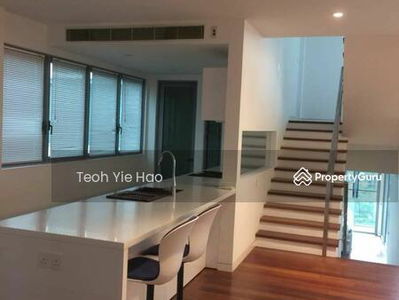 Amarin Wickham, Malaysia Amarin Wickham, Malaysia