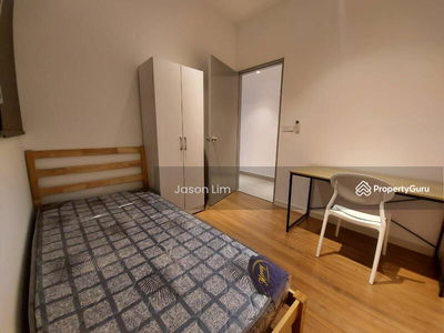 M Vertica, Malaysia M Vertica, Malaysia